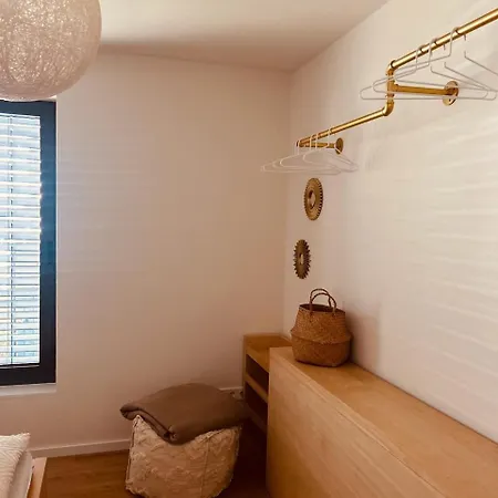Albloft - Design-wohnung 82 Qm Mit Balkon Und Parkplatz 10 Minuten Nach Tuebingen דירה