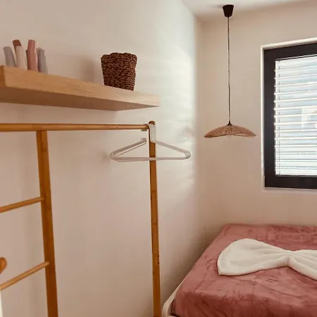 Albloft - Modernes Neues Nahe & Alb Fuer Bis Zu 6 Personen In *