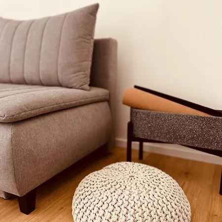 Albloft - Design-wohnung 82 Qm Mit Balkon Und Parkplatz 10 Minuten Nach Tuebingen דירה *