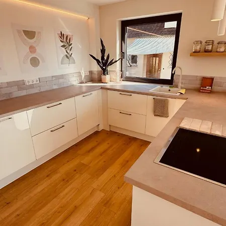Apartment Albloft - Modernes Neues Nahe & Alb Fuer Bis Zu 6 Personen In