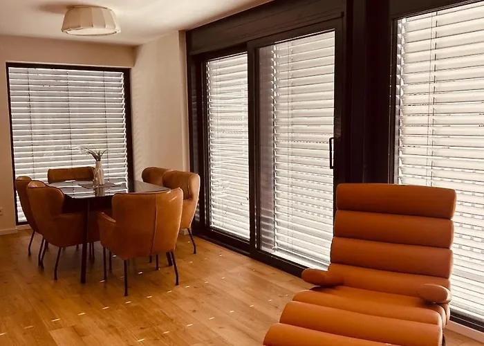 Albloft - Modernes Neues Nahe & Alb Fuer Bis Zu 6 Personen In דירה *